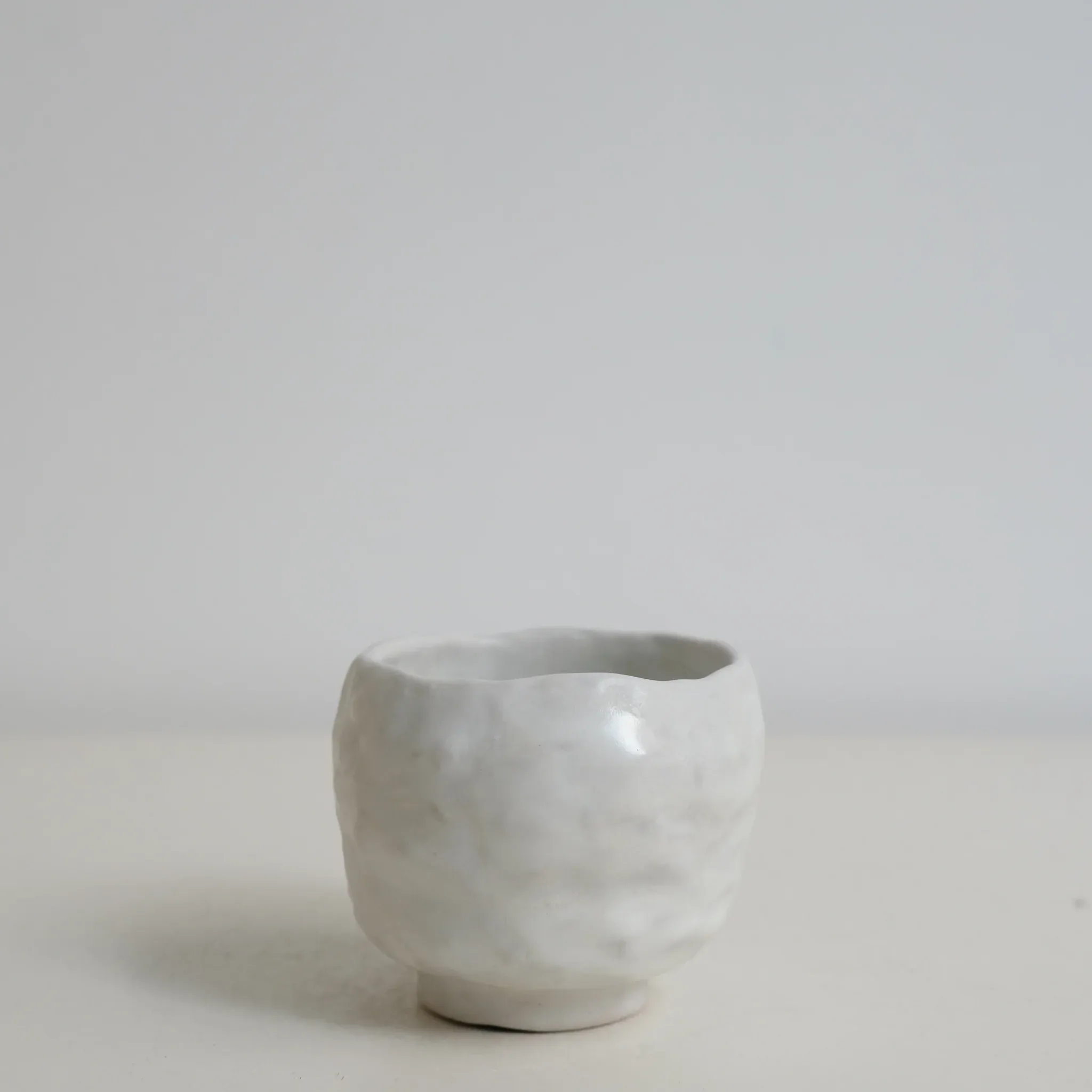 Tasse en grès 75ml - Blanc texturé satiné